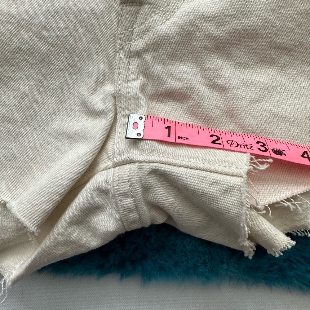 LEVI'S Women's 501 Cotton High-Rise Denim Shorts Size 32 - Picture 10 of 16